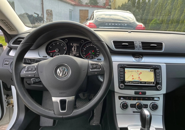 Volkswagen CC cena 55880 przebieg: 164000, rok produkcji 2015 z Węgliniec małe 407